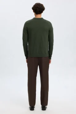 Camisola polo 100% algodão com meia fecho-éclair .