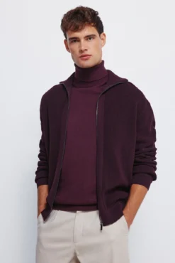 Cardigan com casaco de malha