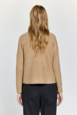 Cardigan de malha com botões forrados
