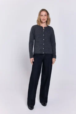 Cardigan de malha com fecho de botão