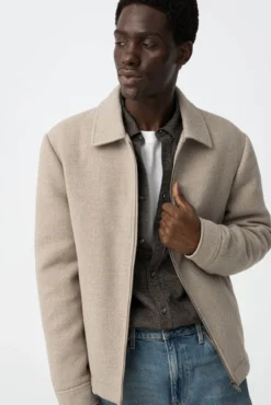 Casaco Relaxed Fit
