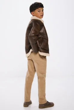 Chino de micro veludo cotelê para menino