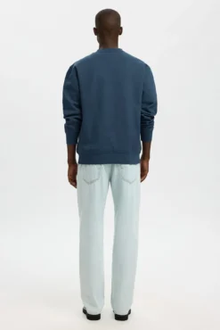 Colaboração de sweatshirt com PANAM