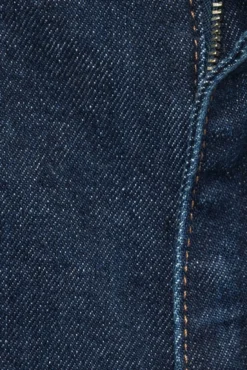 Colete de ajuste padrão com gola polo