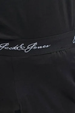 Conjunto de pijama com logo