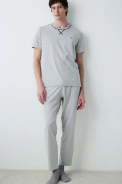 Conjunto de pijama comprido