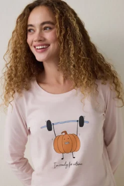 Conjunto de pijama de manga comprida com gola redonda e estampado de abóbora