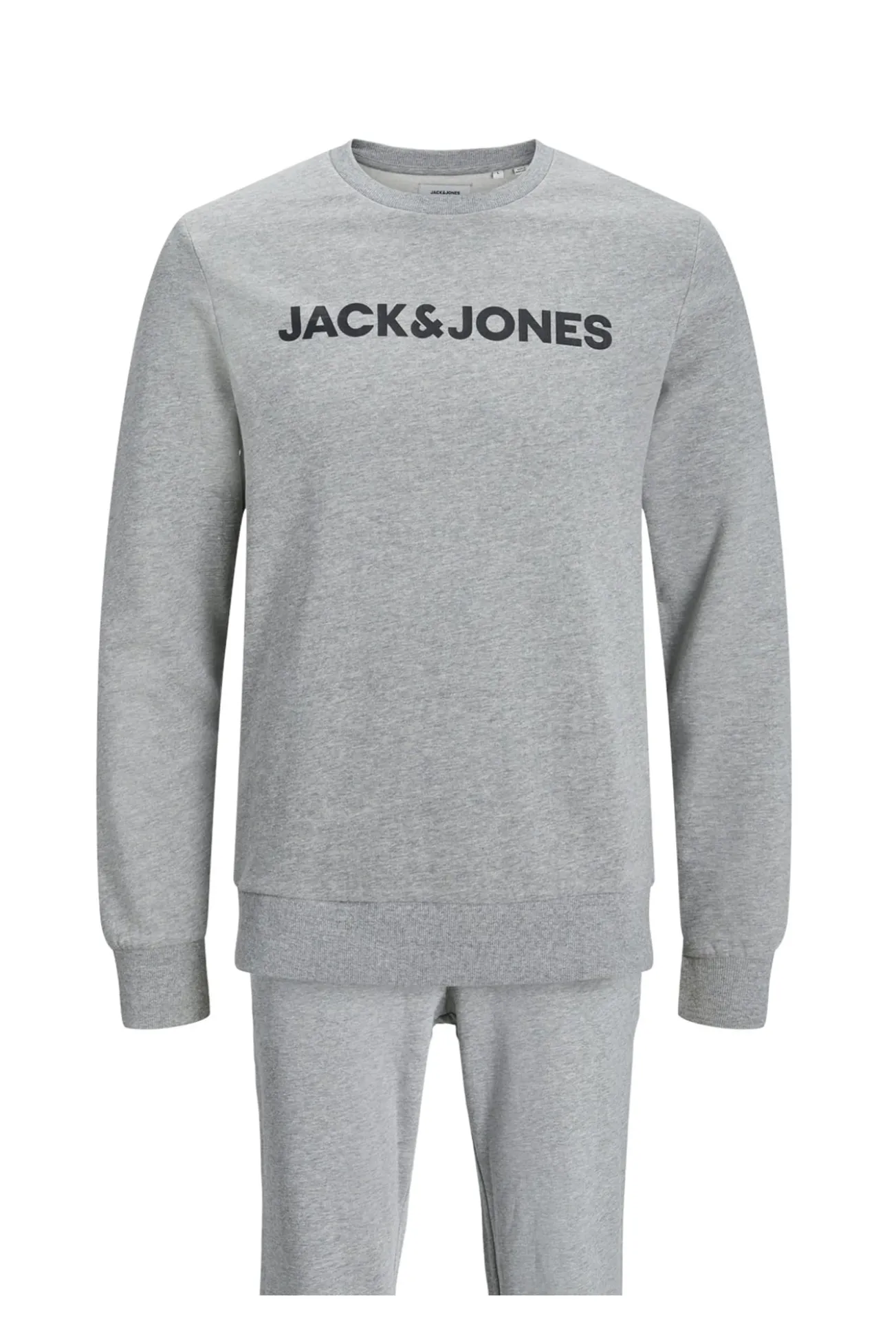 Conjunto t-shirt e calças