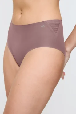 Cueca altas clássica