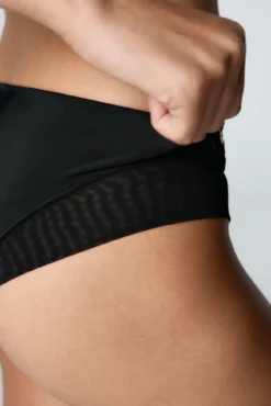 Cueca Brasileira Preta Fulvo