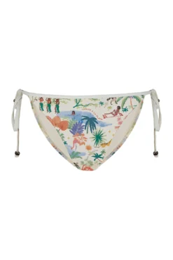 Cueca clássica do biquíni com paisagem tropical