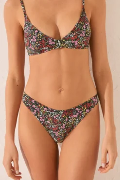 Cueca de biquíni brasileira preta mini floral