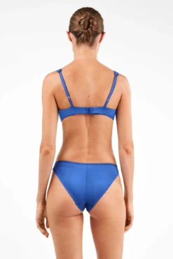 Cuequinha de biquíni de renda azul Klein