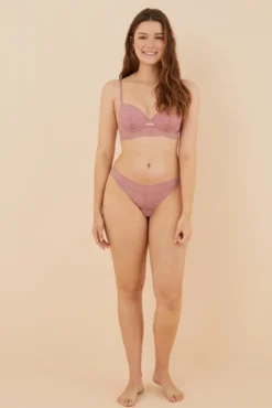 Cuequinha de renda em rosa