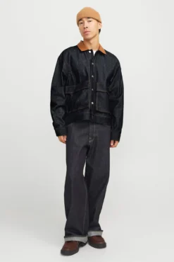 gola de jaqueta denim