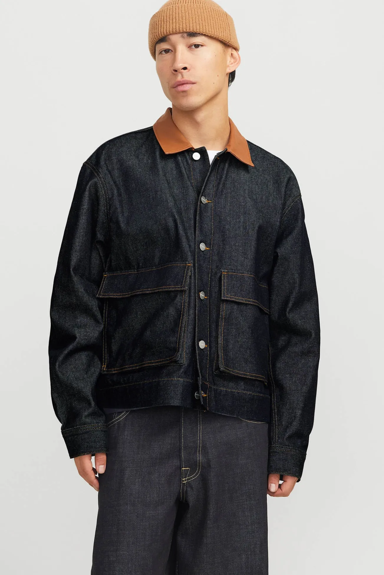 gola de jaqueta denim
