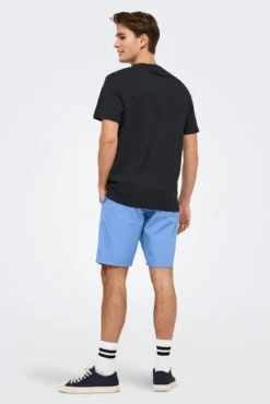 Herren-T-Shirt mit regular fit Passform. 100 % Bio-Baumwolle.