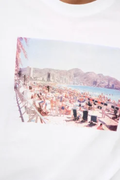 Herren-T-Shirt mit regular fit Passform. 100 % Bio-Baumwolle.