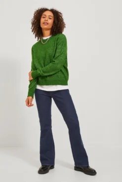 Jeans bootcut escuras