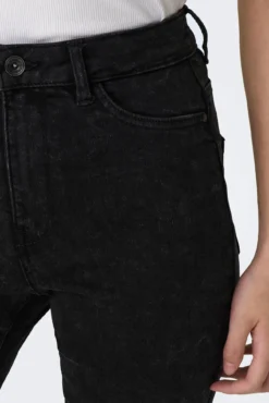 Jeans cigarro cintura alta