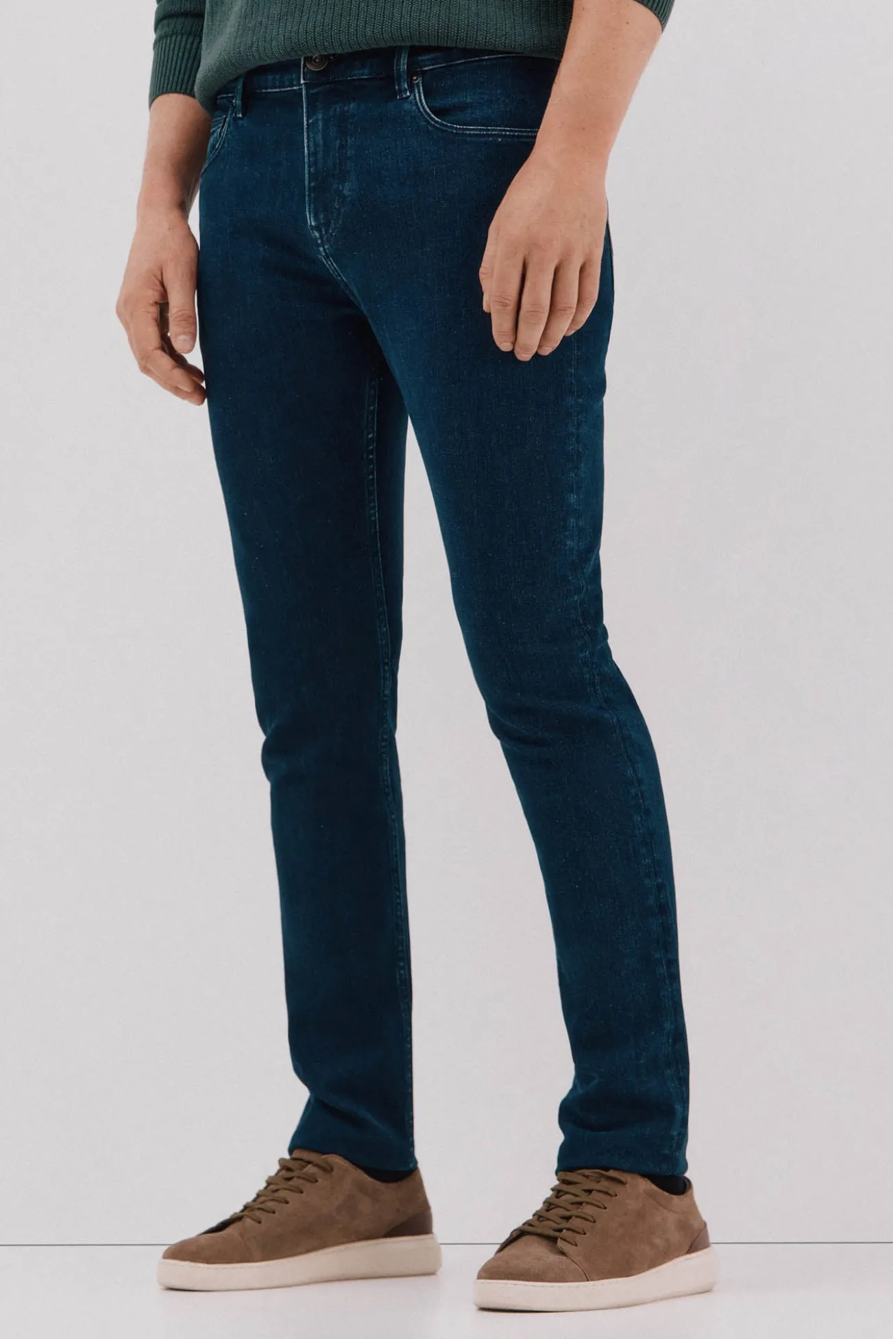 Jeans corte ajustado