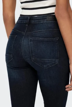 Jeans de cintura média