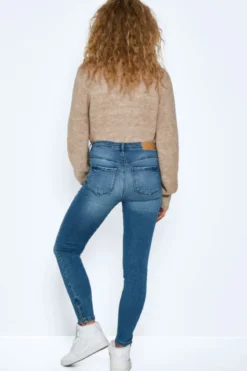 Jeans efecto desgastado