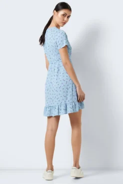 Kurzes Kleid
