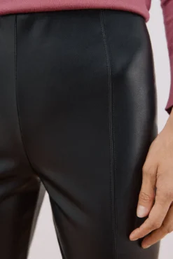 Leggings femininas de polipele sintético elástico