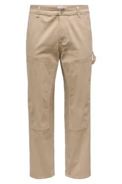 Locker geschnittene Herrenhose.