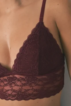 LOVELY sutiã triangular de renda bralette