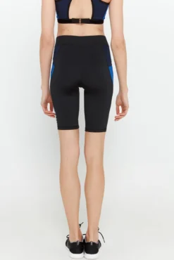 Malha ciclista detalhe azul