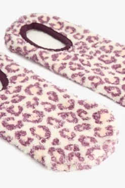 Meias com estampado de leopardo
