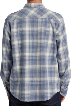 Men's flannel shirt