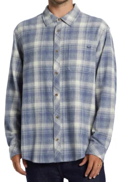 Men's flannel shirt