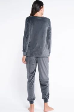 Pacote de pijama peludo com decote em V