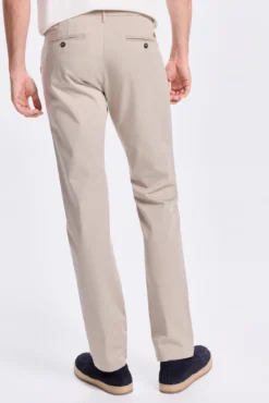 Pantalón Chino Liso Slim