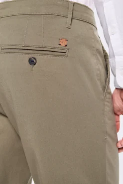 Pantalón Chino Liso Slim