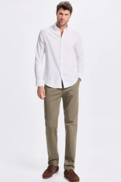 Pantalón Chino Liso Slim