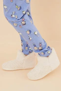 Pantufas com pelo bege