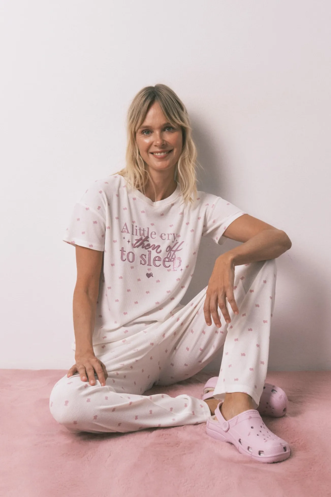 Pijama comprido com T-shirt curta em tecido waffle