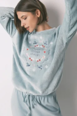 Pijama comprido em polar texturizado azul