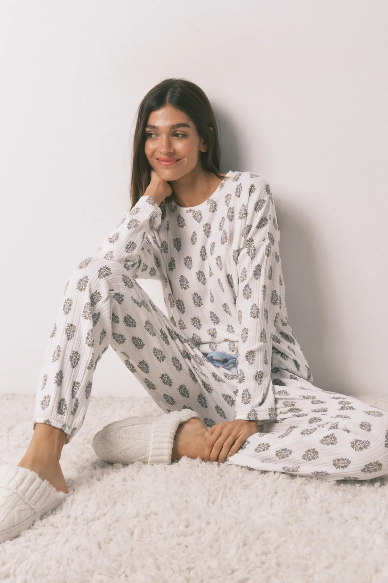 Pijama comprido floral