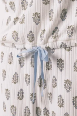 Pijama comprido floral