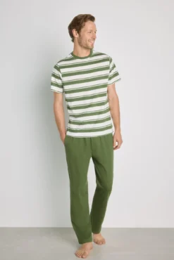 Pijama de malha