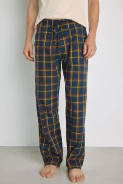 Pijama de malha e tecido