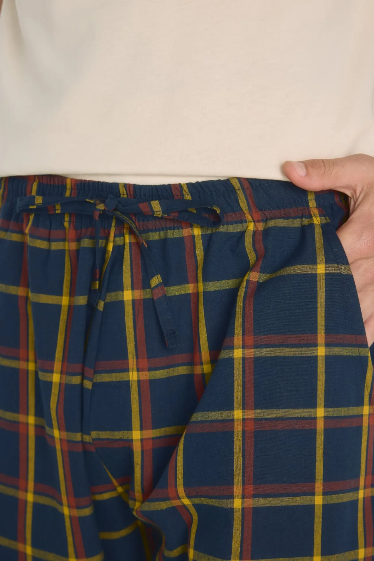 Pijama de malha e tecido