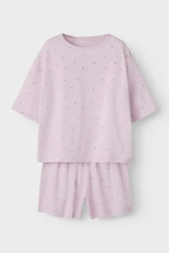 Pijama de manga curta com estampa de coração
