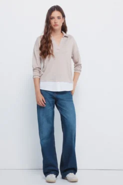 Polo de malha com corte combinado
