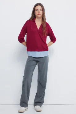 Polo de malha com corte combinado